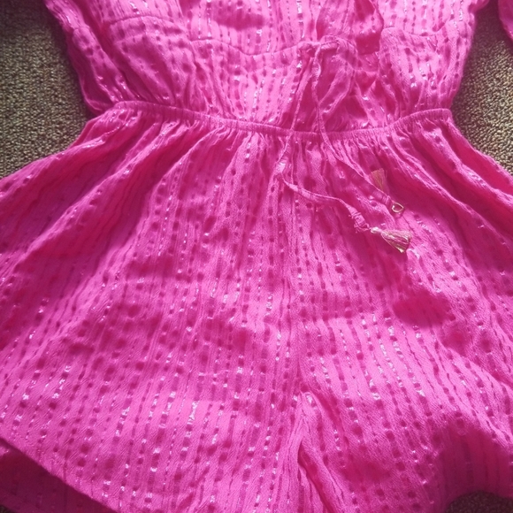 Victoria Secret romper - Picture 2 of 3